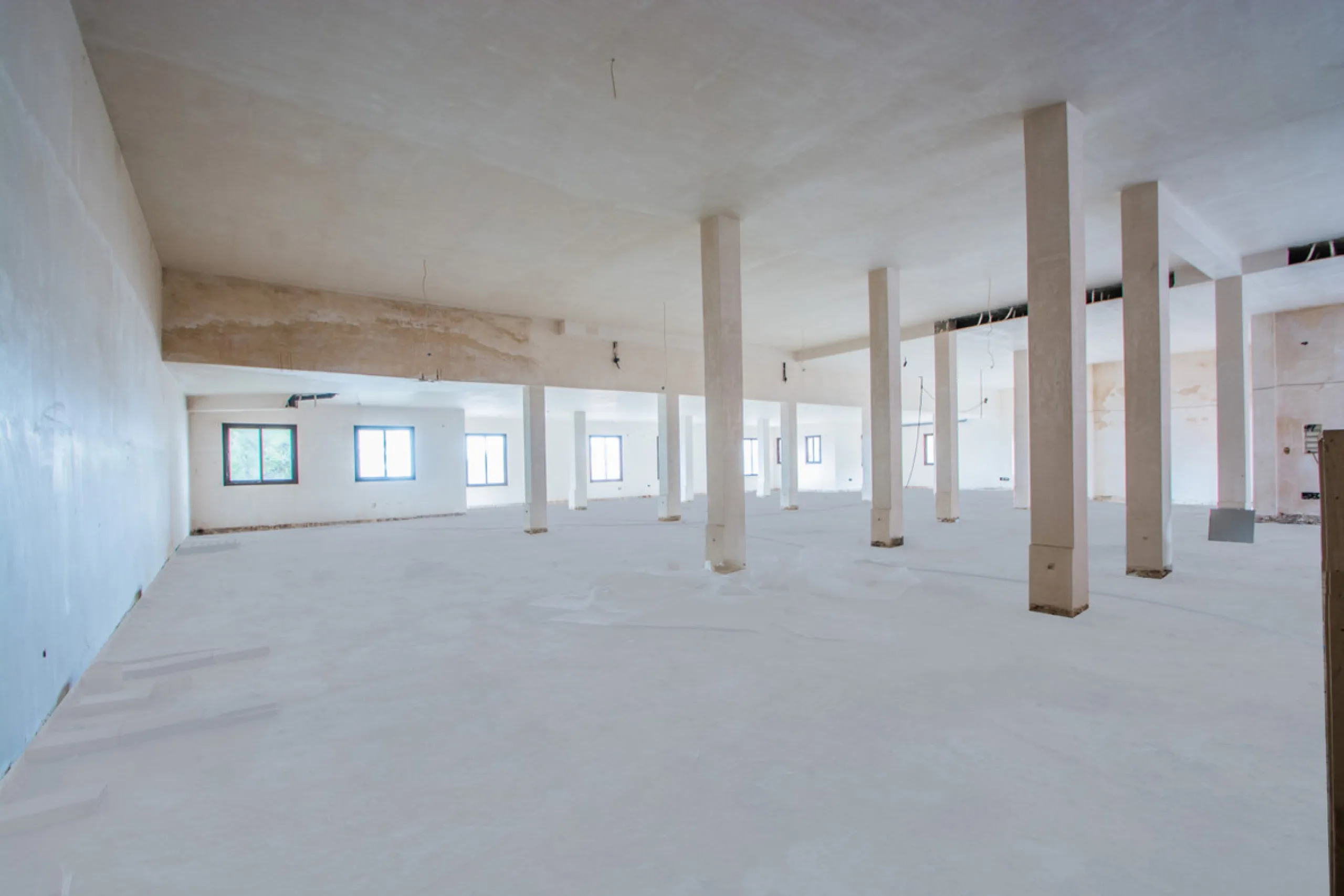 Spacious Commercial Premises, La Mairena, Costa del Sol.