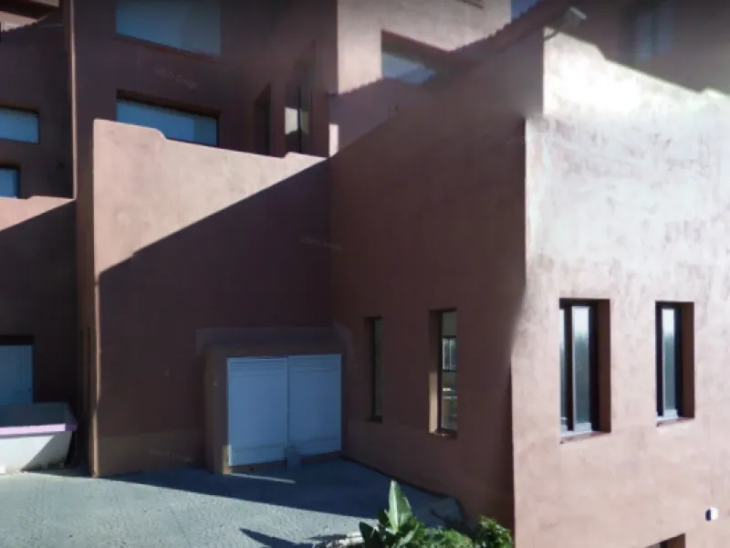 Spacious Commercial Premises, La Mairena, Costa del Sol.