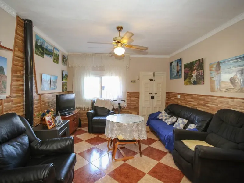 House - Detached Villa в продаже в Alhaurín de la Torre, Málaga. В доме 5 спален и 4 ванных комнат. Площадь дома 286 м². Площадь участка 3000 м²