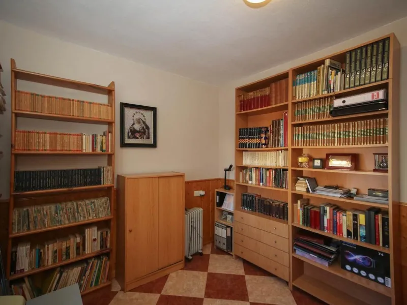 House - Detached Villa в продаже в Alhaurín de la Torre, Málaga. В доме 5 спален и 4 ванных комнат. Площадь дома 286 м². Площадь участка 3000 м²