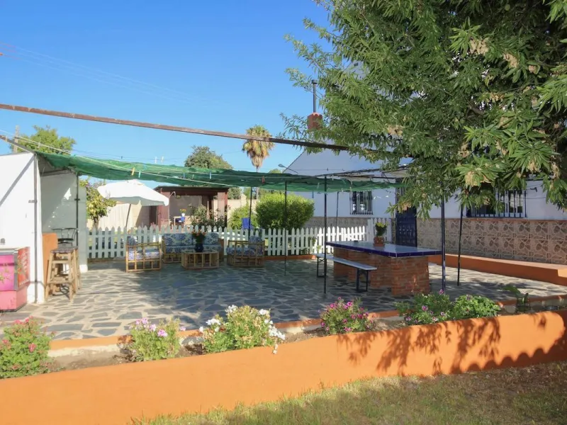 House - Detached Villa в продаже в Alhaurín de la Torre, Málaga. В доме 5 спален и 4 ванных комнат. Площадь дома 286 м². Площадь участка 3000 м²