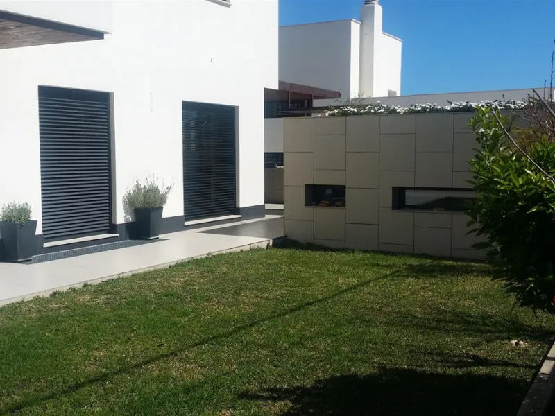 Beatifully appointed quality built Villa. The construction was carried out by the owner´s strict supervision. Built to very high end qualtity with no costs spared.