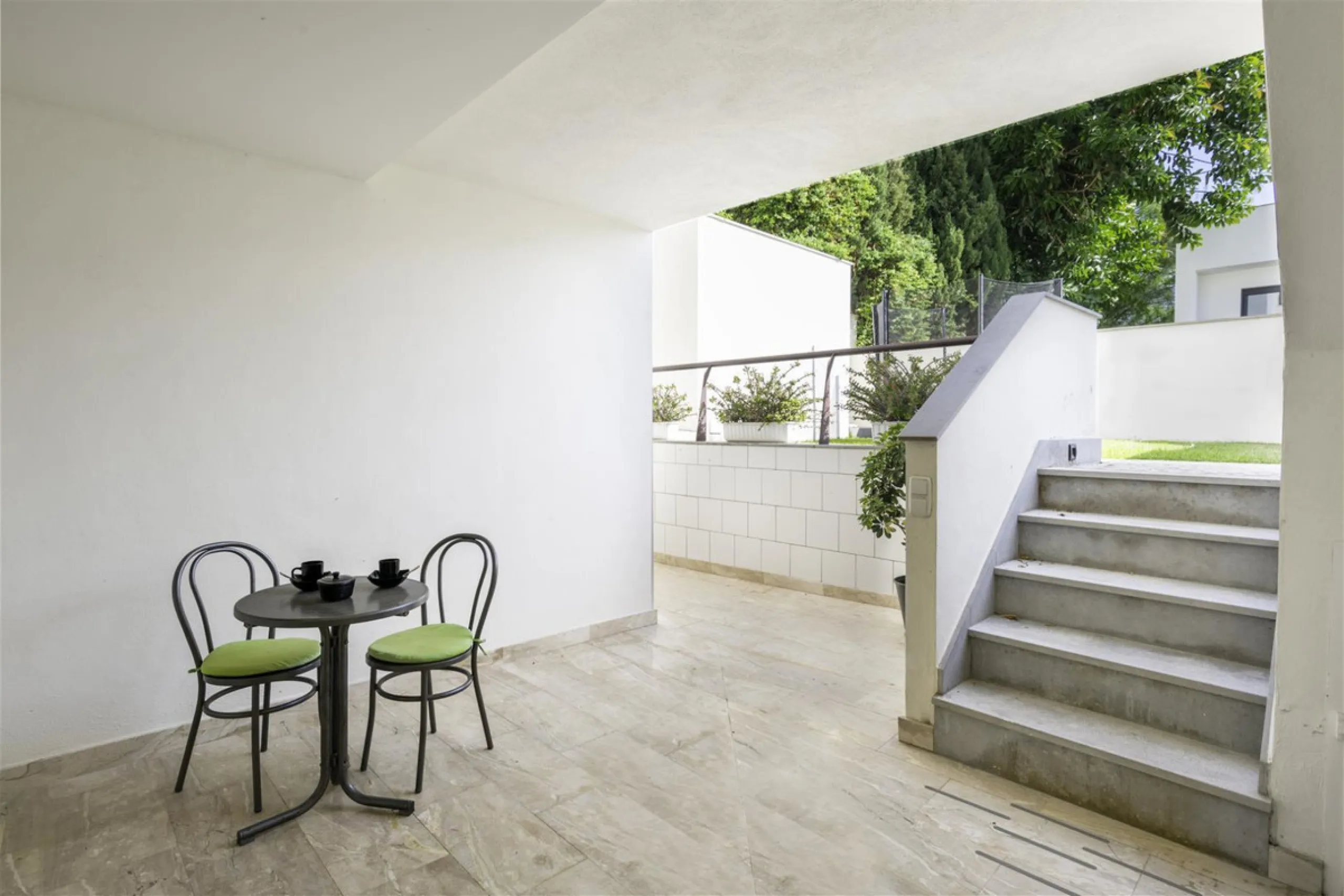 Beatifully appointed quality built Villa. The construction was carried out by the owner´s strict supervision. Built to very high end qualtity with no costs spared.