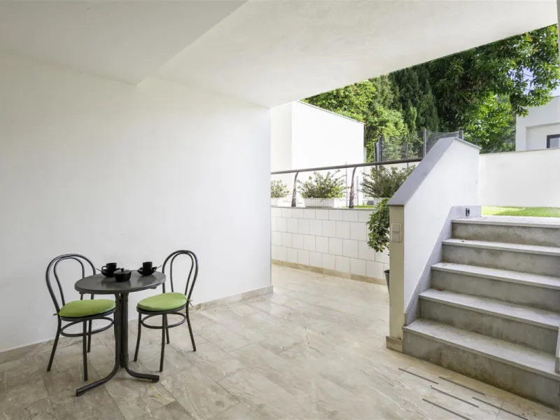 Beatifully appointed quality built Villa. The construction was carried out by the owner´s strict supervision. Built to very high end qualtity with no costs spared.