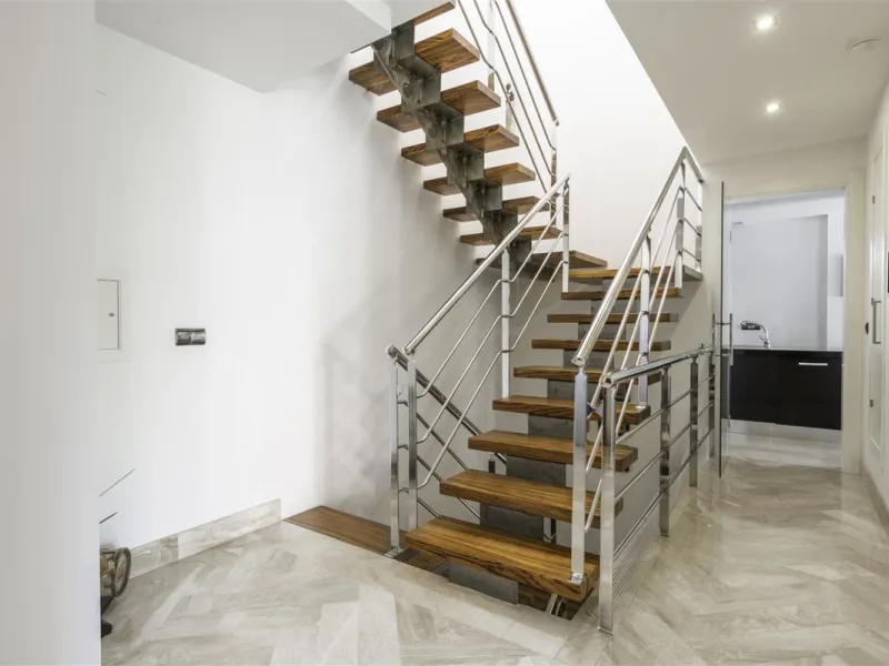 Beatifully appointed quality built Villa. The construction was carried out by the owner´s strict supervision. Built to very high end qualtity with no costs spared.