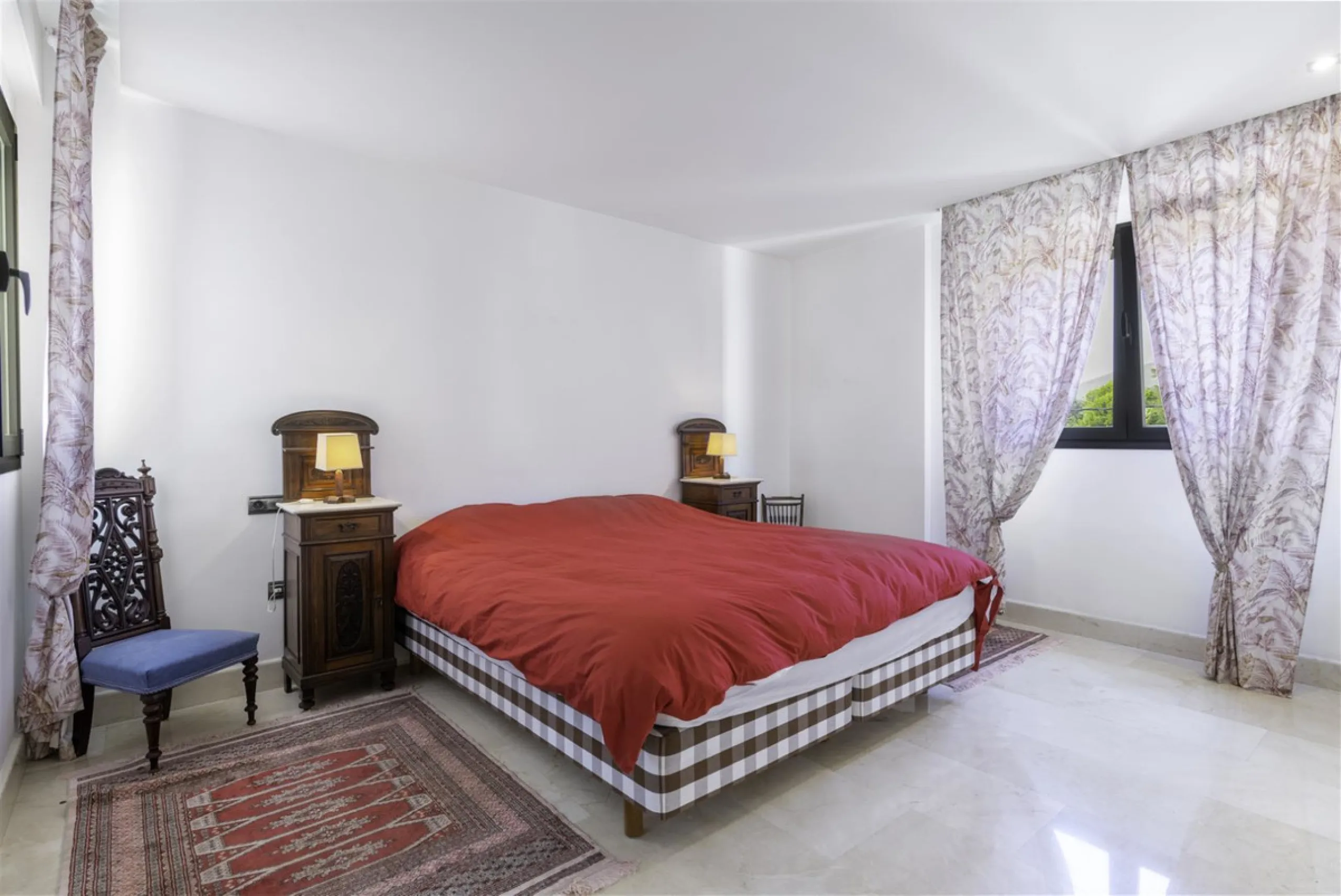 Beatifully appointed quality built Villa. The construction was carried out by the owner´s strict supervision. Built to very high end qualtity with no costs spared.