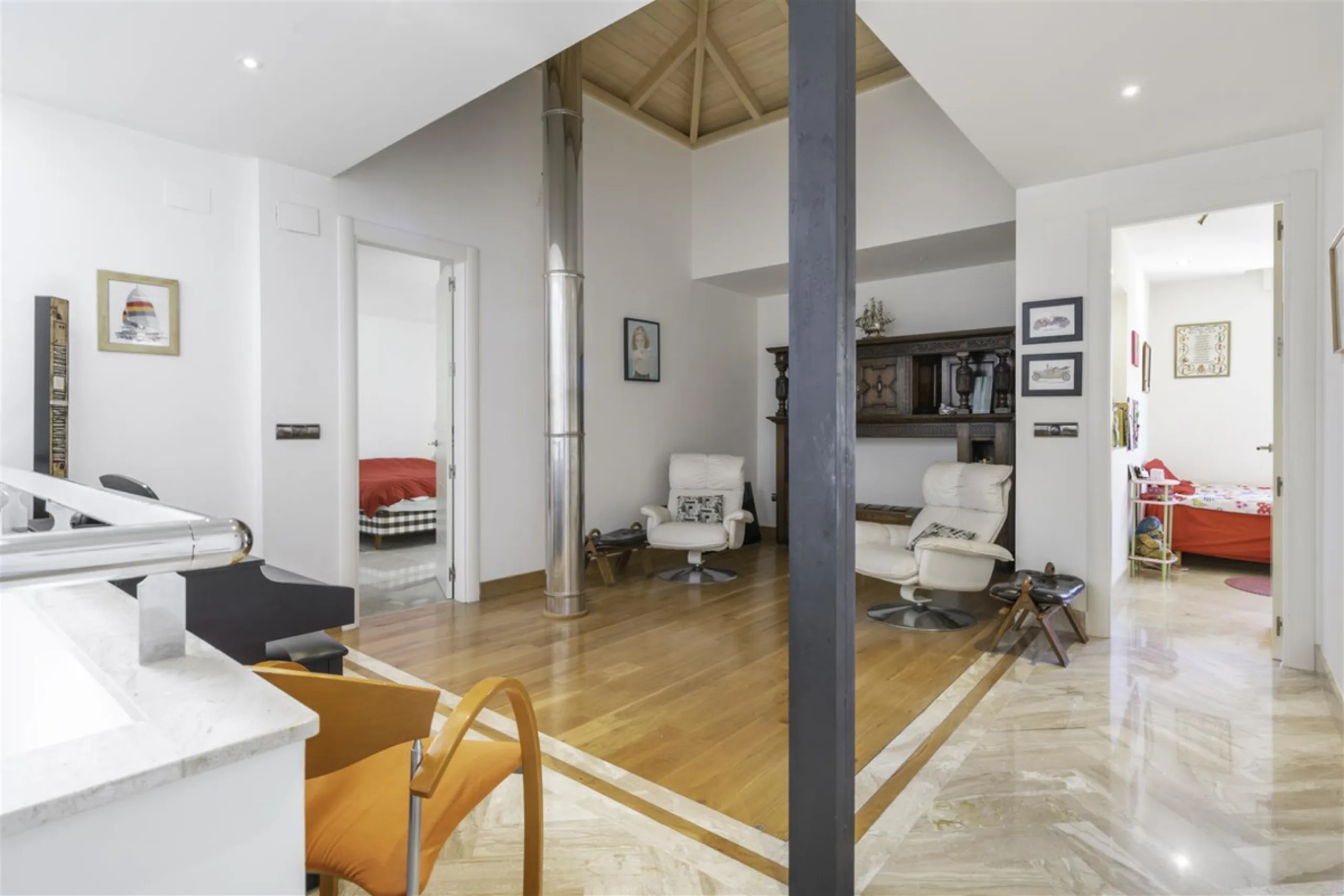 Beatifully appointed quality built Villa. The construction was carried out by the owner´s strict supervision. Built to very high end qualtity with no costs spared.