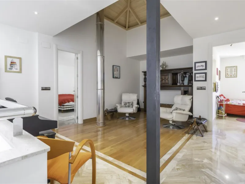 Beatifully appointed quality built Villa. The construction was carried out by the owner´s strict supervision. Built to very high end qualtity with no costs spared.