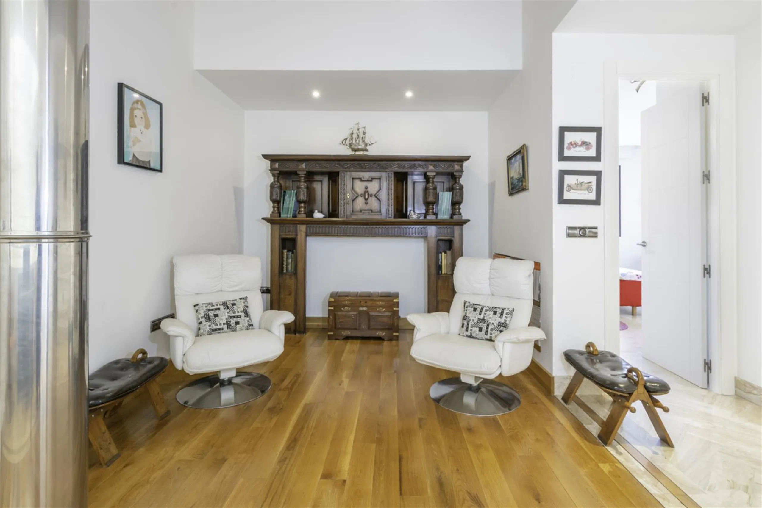 Beatifully appointed quality built Villa. The construction was carried out by the owner´s strict supervision. Built to very high end qualtity with no costs spared.