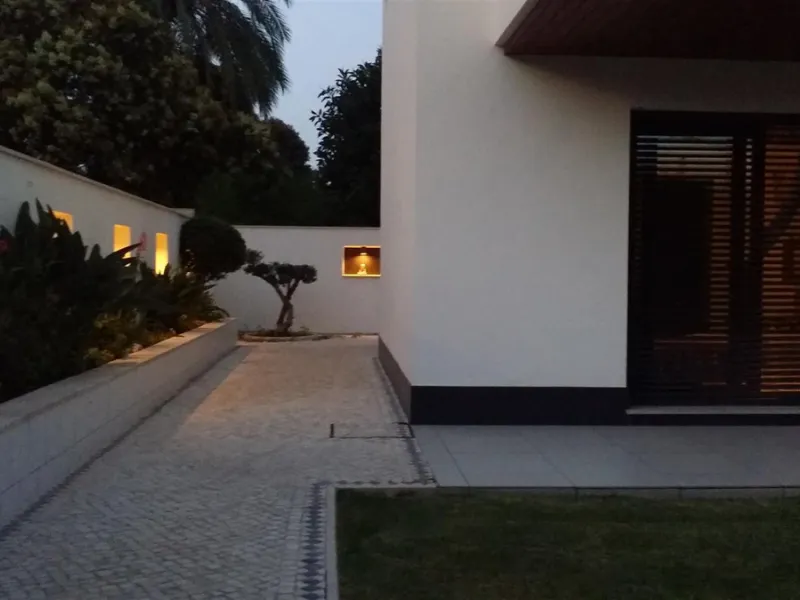 Beatifully appointed quality built Villa. The construction was carried out by the owner´s strict supervision. Built to very high end qualtity with no costs spared.