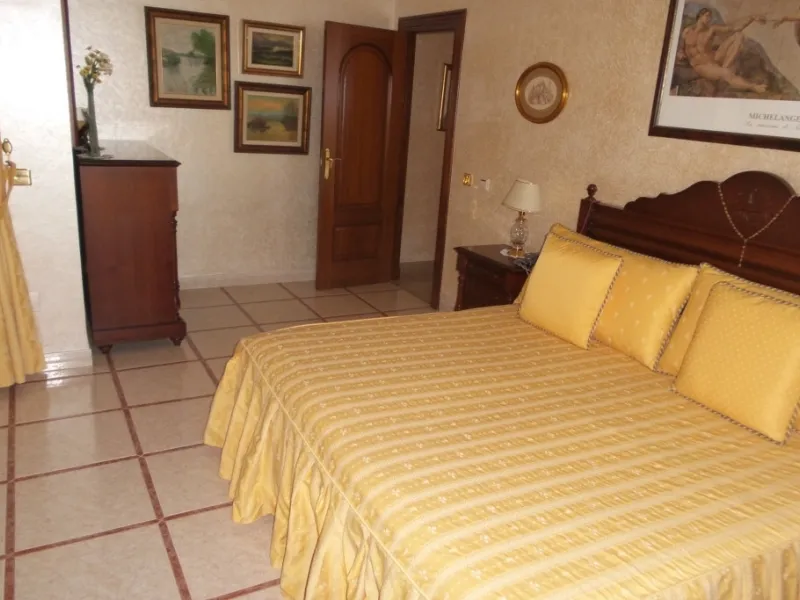 House - Detached Villa в продаже в Alhaurín de la Torre, Málaga. В доме 5 спален и 4 ванных комнат. Площадь дома 444 м². Площадь участка 1010 м²