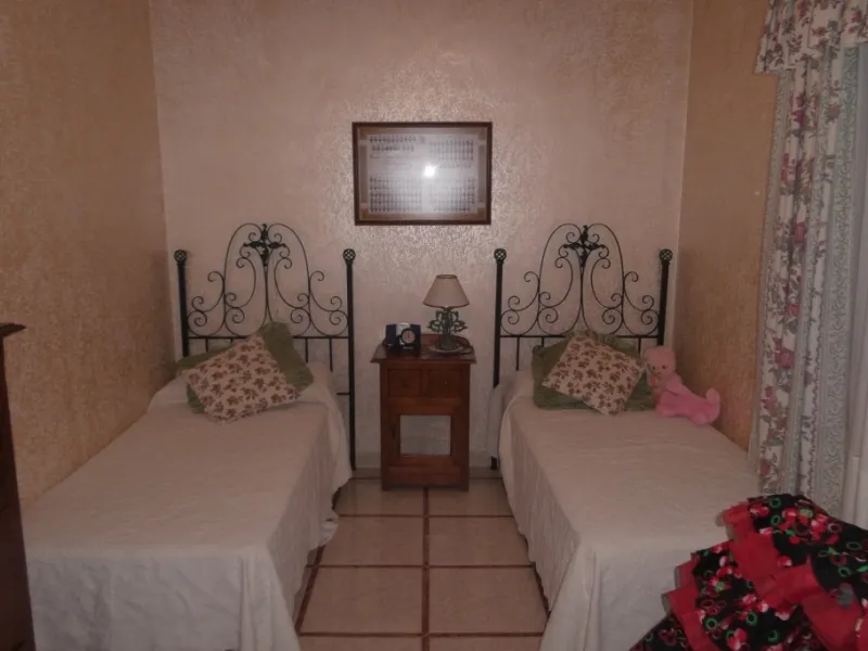 House - Detached Villa в продаже в Alhaurín de la Torre, Málaga. В доме 5 спален и 4 ванных комнат. Площадь дома 444 м². Площадь участка 1010 м²