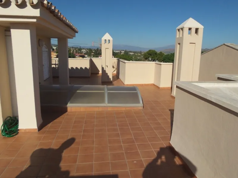 House - Detached Villa в продаже в Alhaurín de la Torre, Málaga. В доме 5 спален и 4 ванных комнат. Площадь дома 444 м². Площадь участка 1010 м²