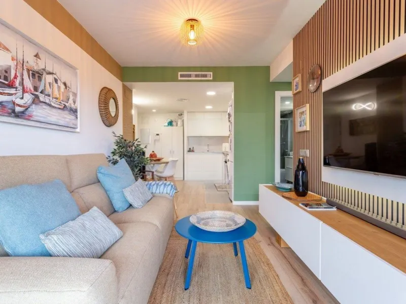 Sea view apartment in Cap Salou with pool and parking, Salou