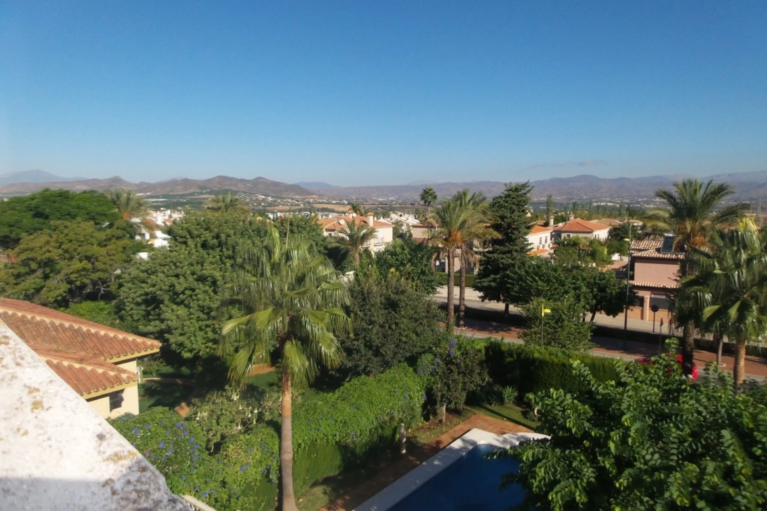 House - Detached Villa в продаже в Alhaurín de la Torre, Málaga. В доме 5 спален и 4 ванных комнат. Площадь дома 444 м². Площадь участка 1010 м²