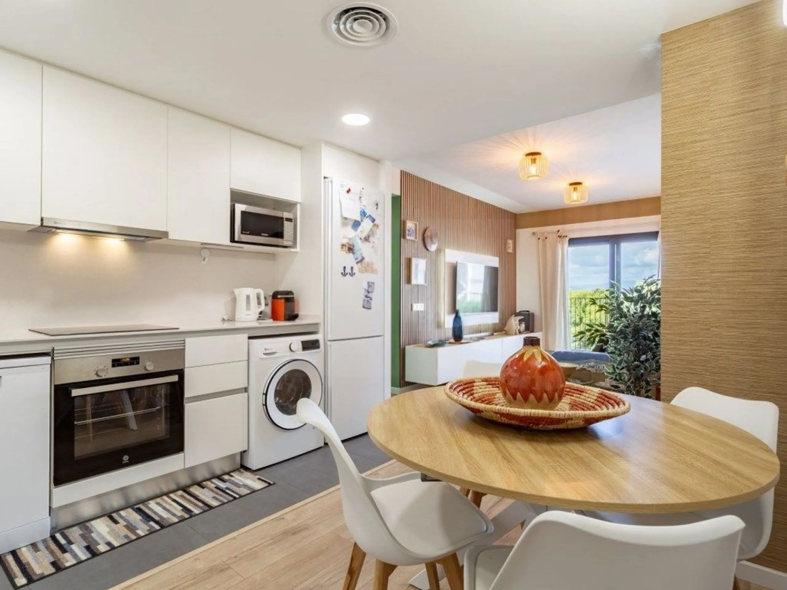 Sea view apartment in Cap Salou with pool and parking, Salou