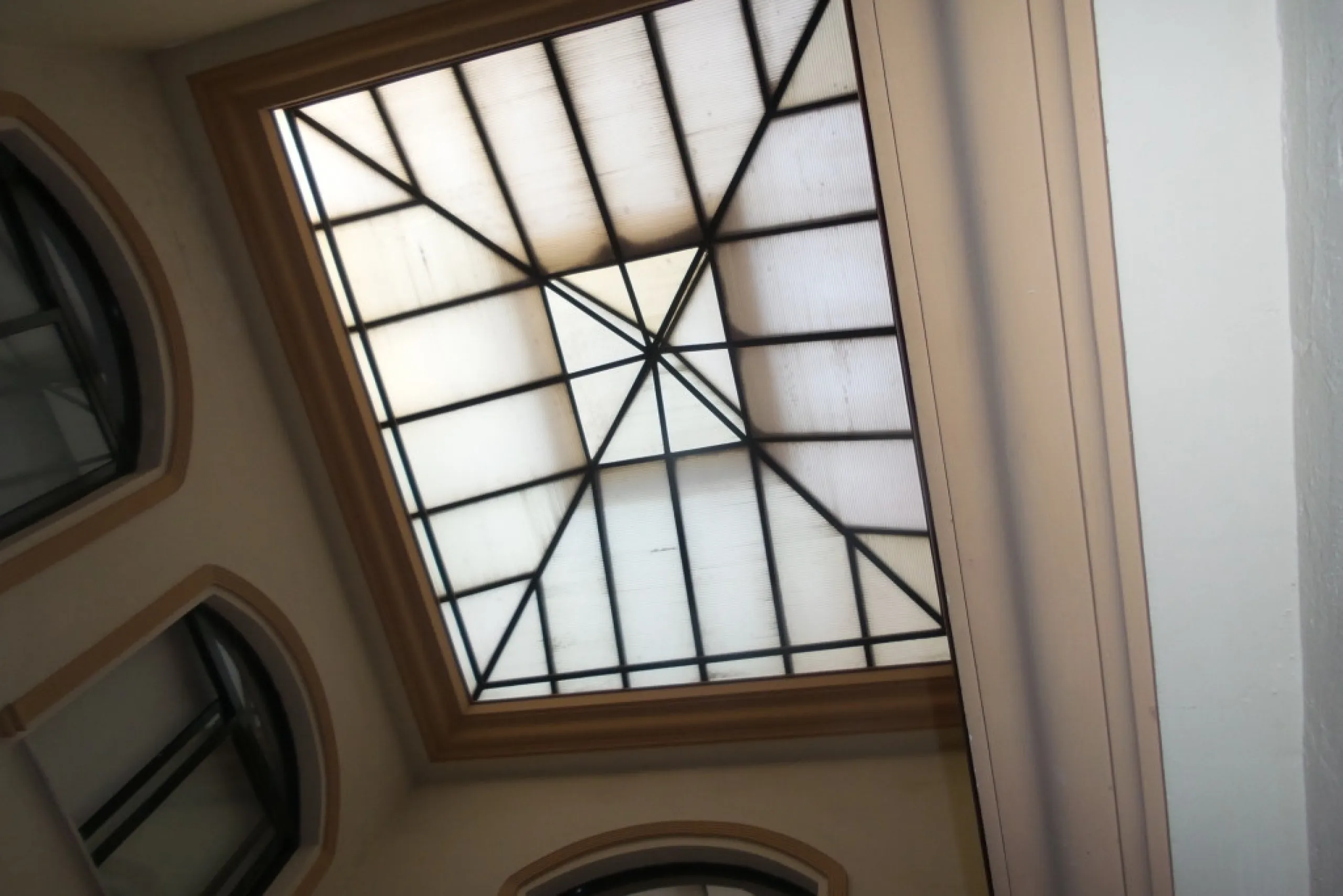 2017-V  MALAGA (Center) opportunity only in a building emblematic of the center of Malaga facing it Street Larios in a building historical of the century 18 protected i completely reformed in 2006 is sells precious floor of 86 m 2 in the fifth plant with 