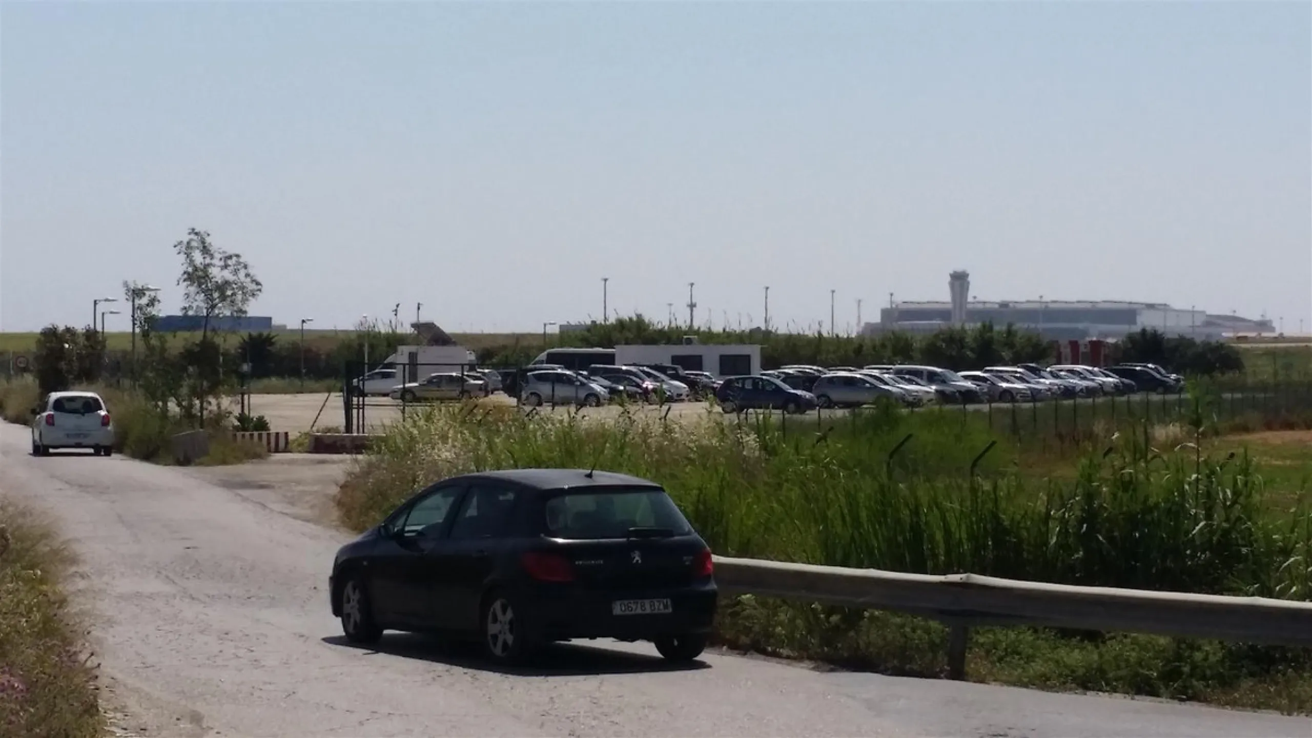 A rustic plot of land right next to Malaga Airport.