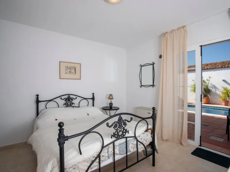 This large village property has been completely rebuild and converted into the most sublime rural tourism establishment. Currently boasting six en-suite letting rooms, the property has staff accommodation and spaces.A fantastic kitchen to run a high quali
