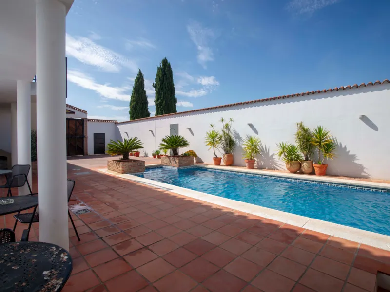 This large village property has been completely rebuild and converted into the most sublime rural tourism establishment. Currently boasting six en-suite letting rooms, the property has staff accommodation and spaces.A fantastic kitchen to run a high quali