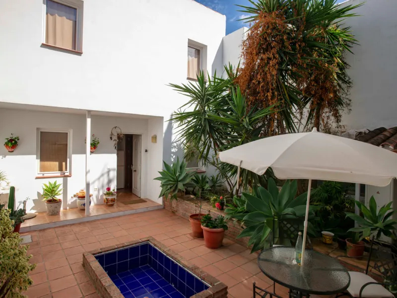 This large village property has been completely rebuild and converted into the most sublime rural tourism establishment. Currently boasting six en-suite letting rooms, the property has staff accommodation and spaces.A fantastic kitchen to run a high quali