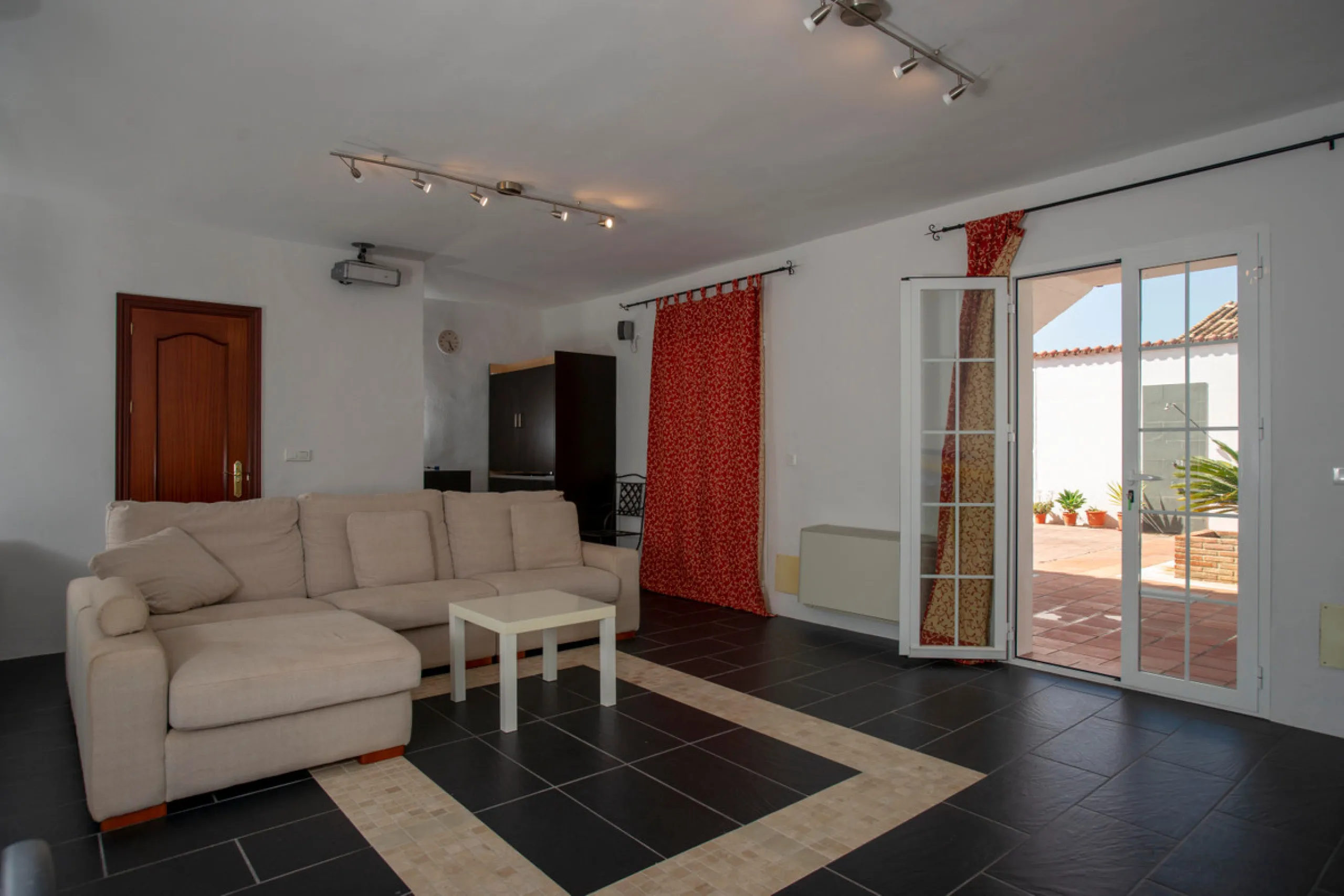 This large village property has been completely rebuild and converted into the most sublime rural tourism establishment. Currently boasting six en-suite letting rooms, the property has staff accommodation and spaces.A fantastic kitchen to run a high quali