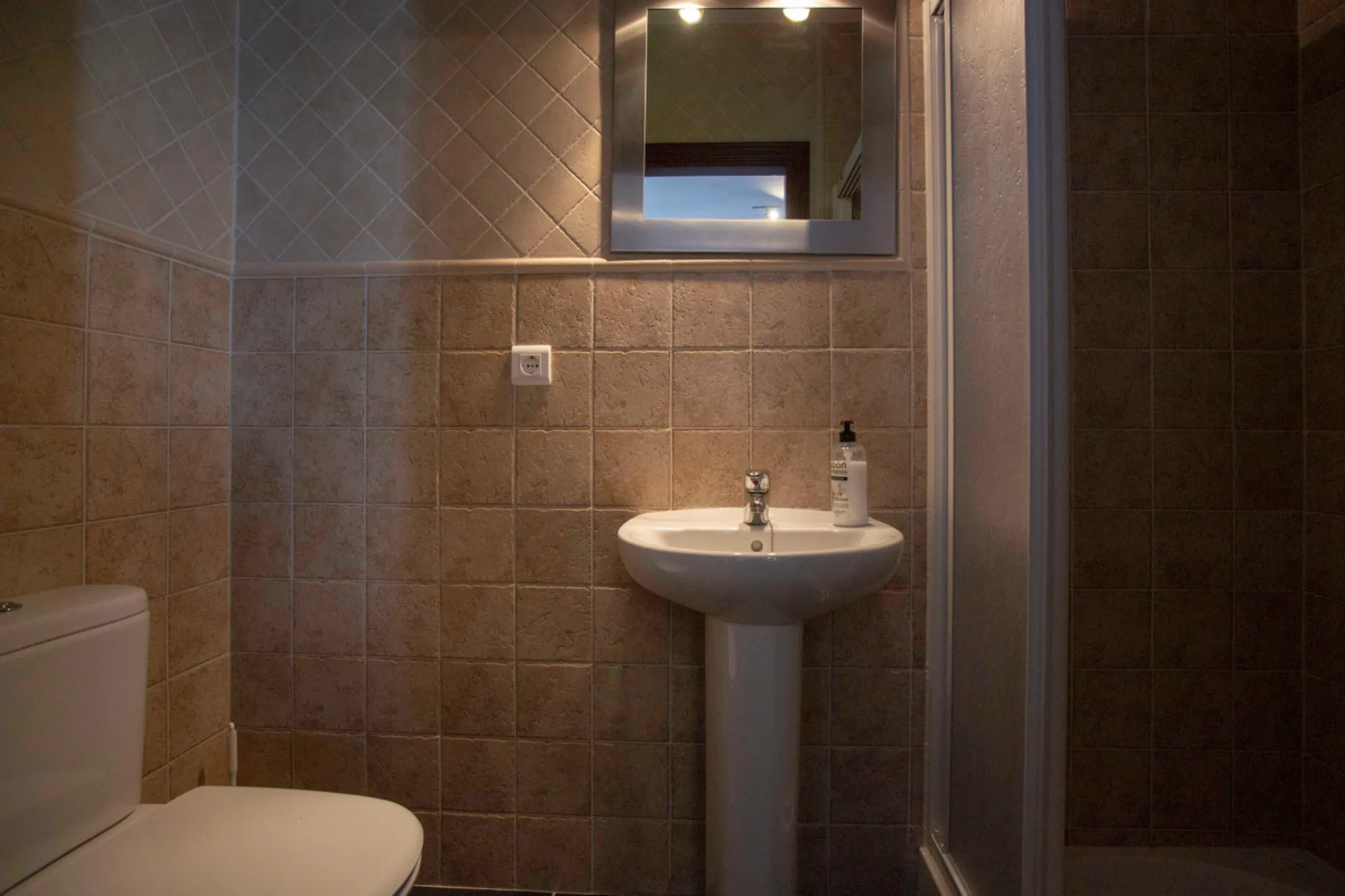 This large village property has been completely rebuild and converted into the most sublime rural tourism establishment. Currently boasting six en-suite letting rooms, the property has staff accommodation and spaces.A fantastic kitchen to run a high quali