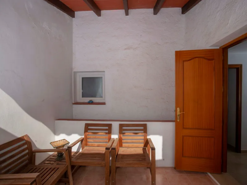This large village property has been completely rebuild and converted into the most sublime rural tourism establishment. Currently boasting six en-suite letting rooms, the property has staff accommodation and spaces.A fantastic kitchen to run a high quali