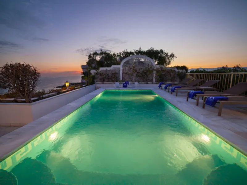 Exklusives Penthouse direkt am Meer in Puerto Banús