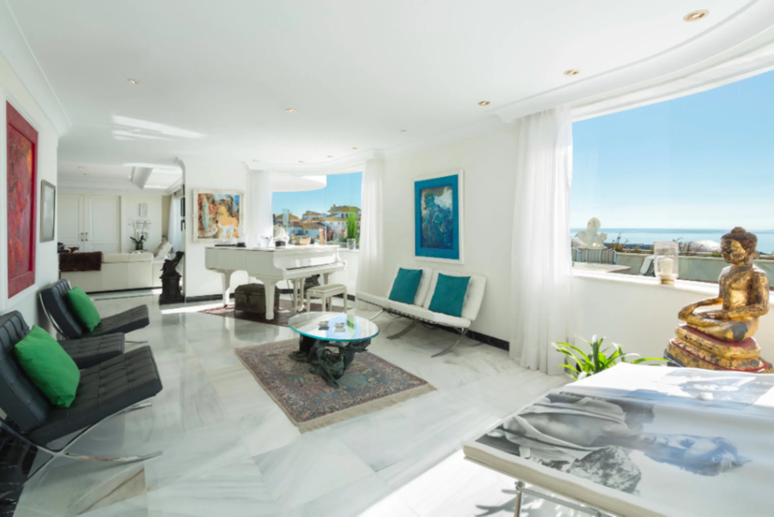 Exklusives Penthouse direkt am Meer in Puerto Banús