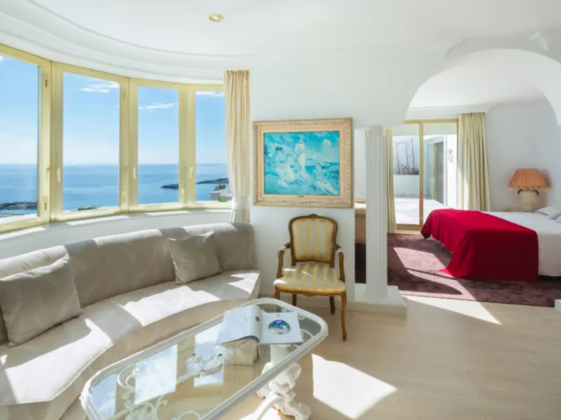 Exklusives Penthouse direkt am Meer in Puerto Banús