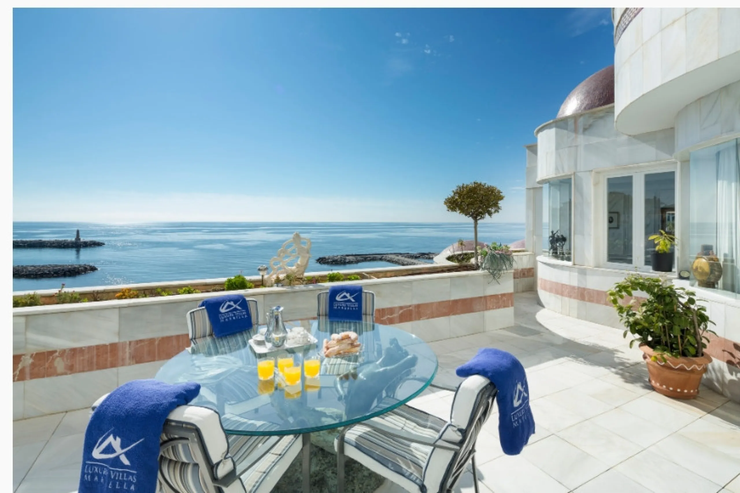 Exklusives Penthouse direkt am Meer in Puerto Banús