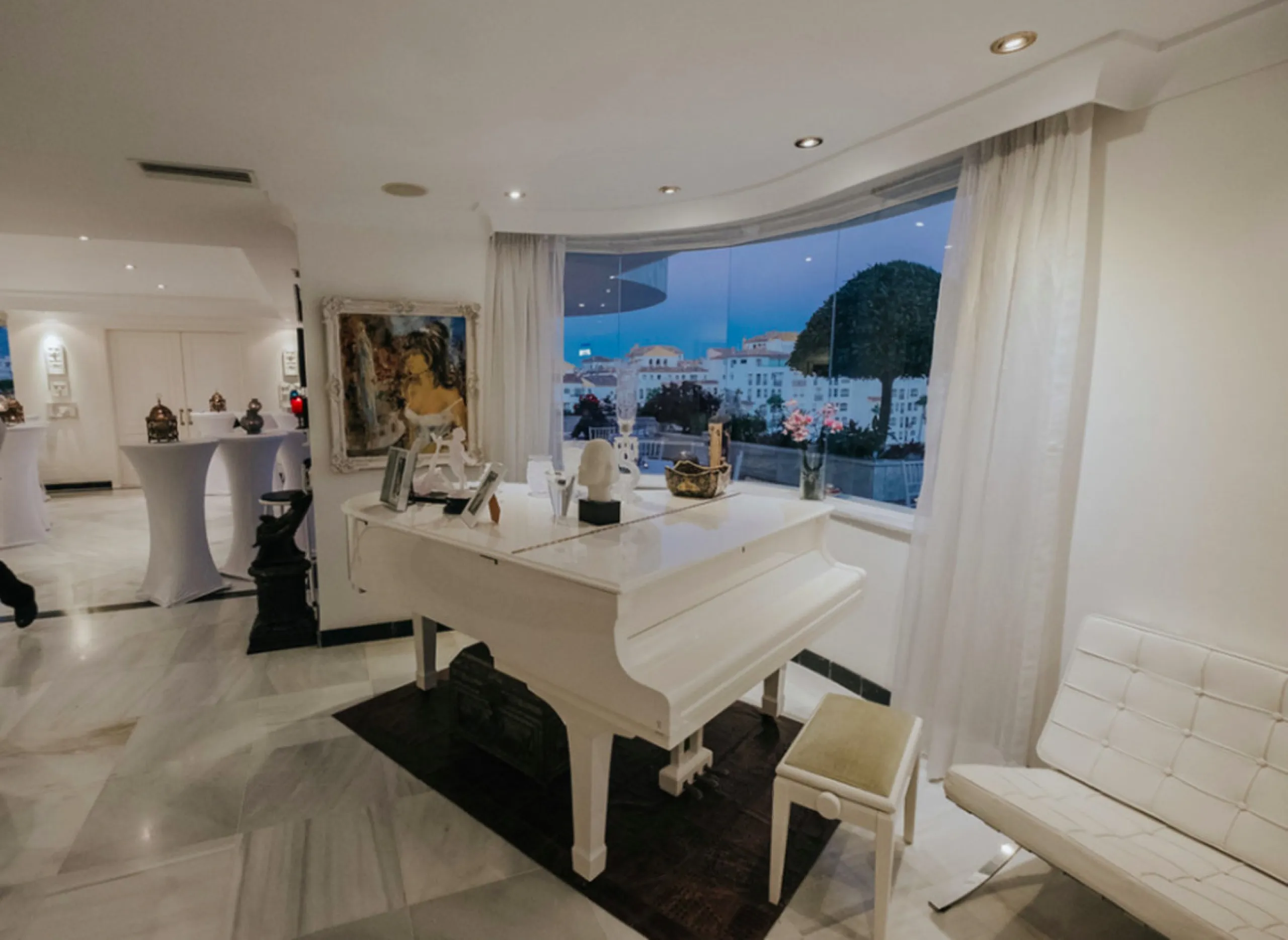 Exklusives Penthouse direkt am Meer in Puerto Banús