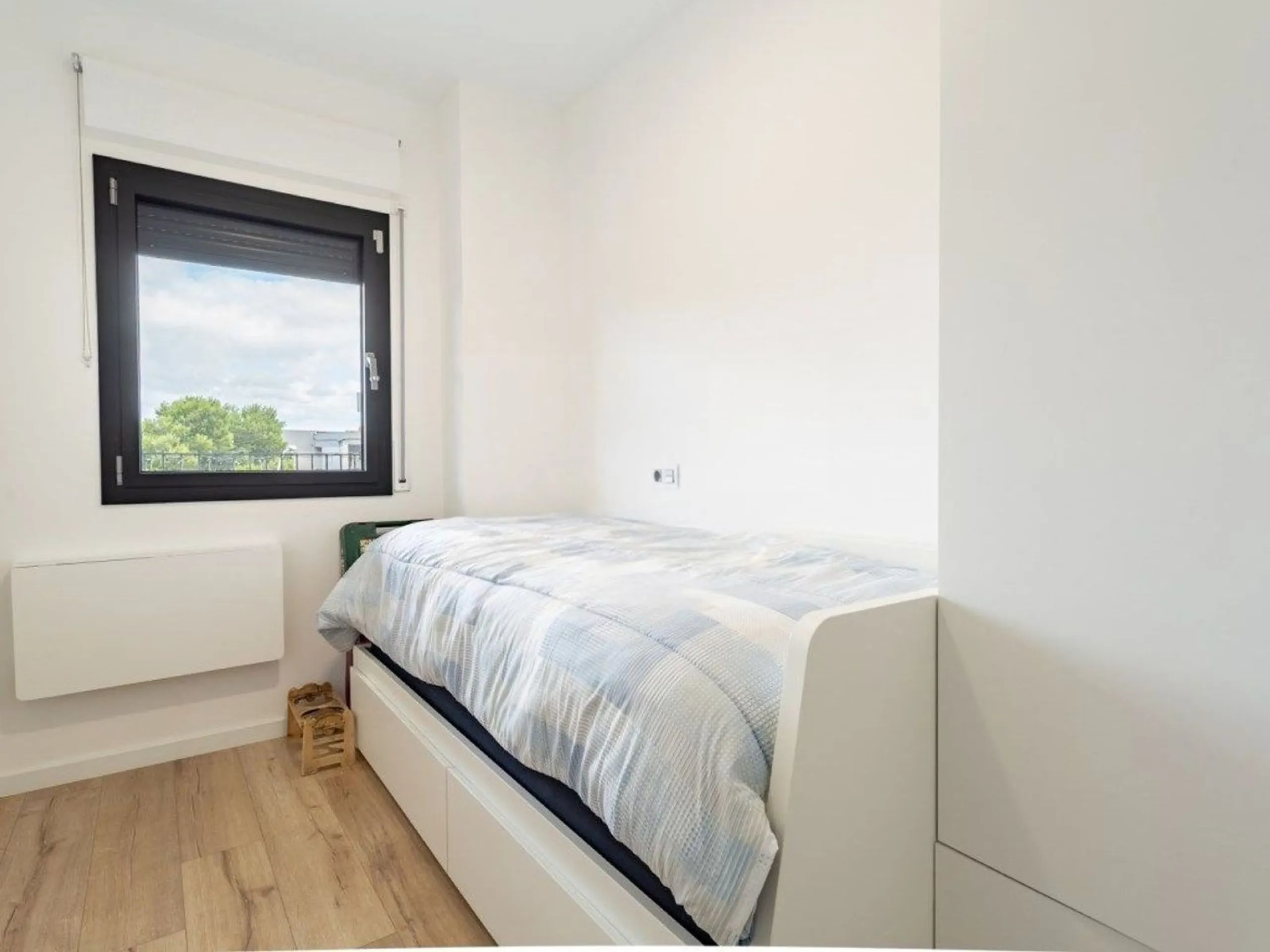 Sea view apartment in Cap Salou with pool and parking, Salou