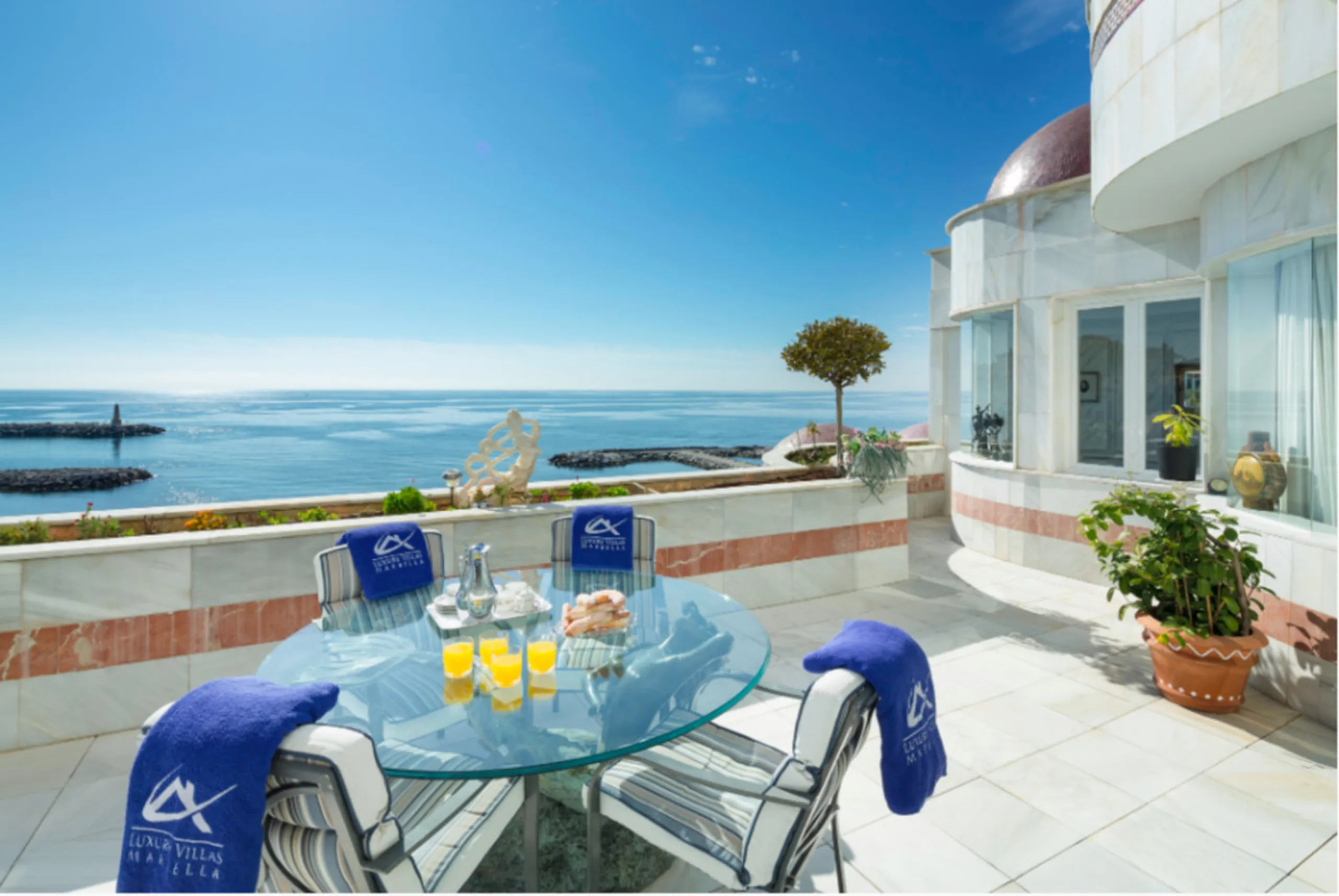Exklusives Penthouse direkt am Meer in Puerto Banús
