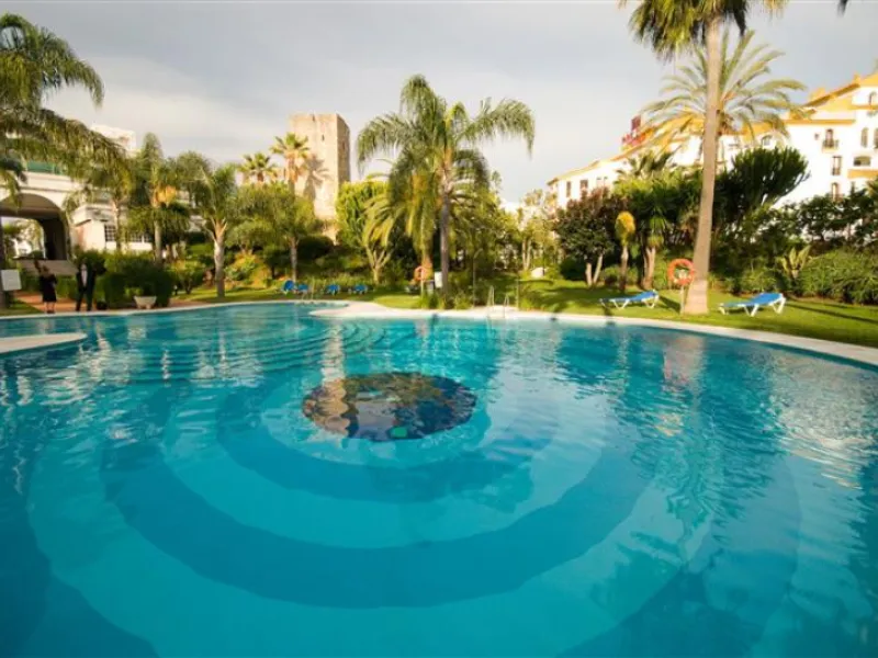 Exklusives Penthouse direkt am Meer in Puerto Banús
