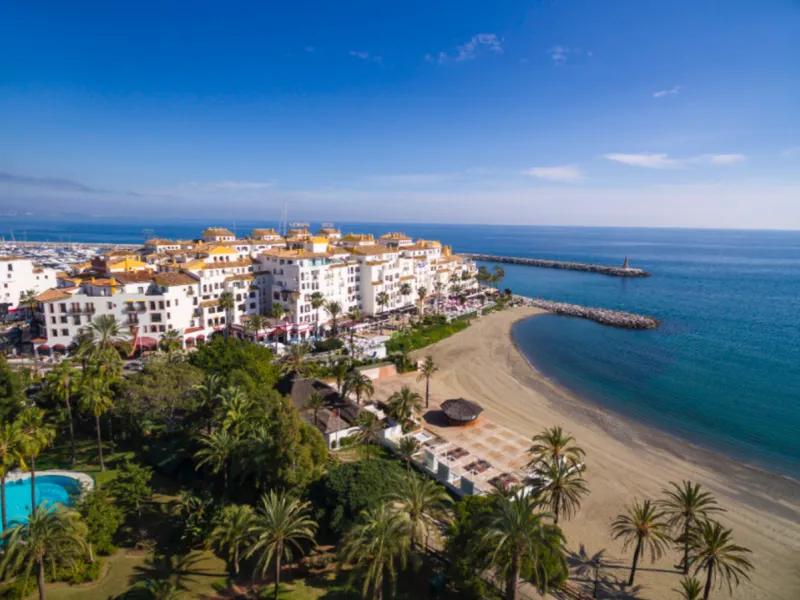 Exklusives Penthouse direkt am Meer in Puerto Banús