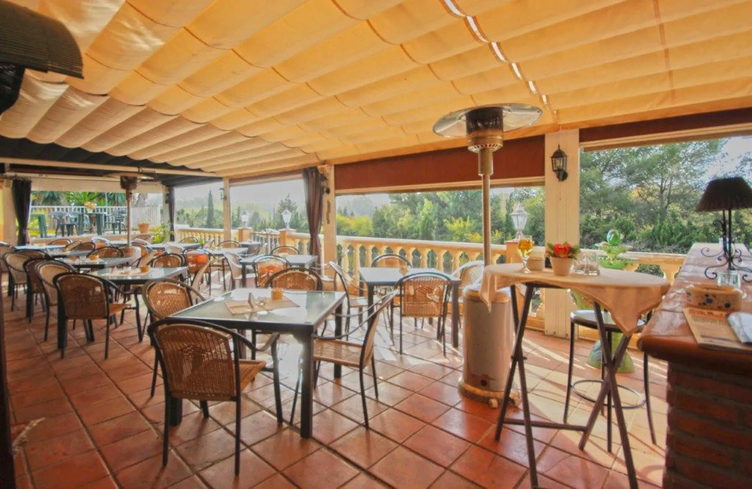 !THE LAST BEACH SIDE PLOTS IN MARBELLA EAST – A RARE INVESTMENT OPPORTUNITY!