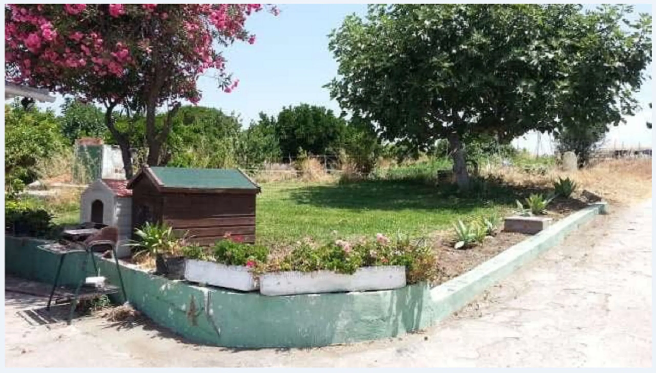 Plot - Land в продаже в Estepona, Málaga. Площадь дома 364 м². Площадь участка 13604 м²