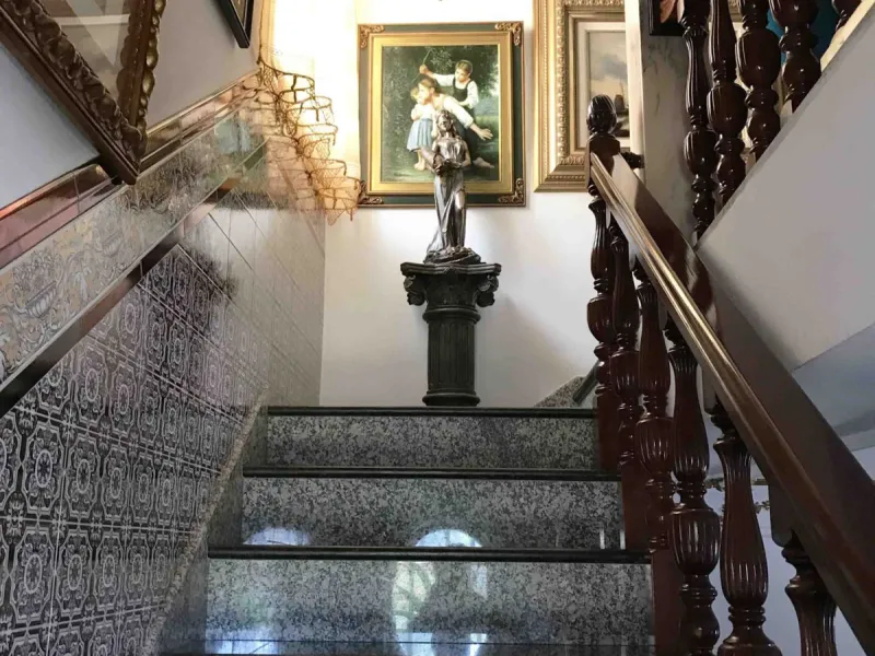 House - Detached Villa в продаже в Mijas, Málaga. В доме 4 спален и 4 ванных комнат. Площадь дома 381 м². Площадь участка 2000 м²