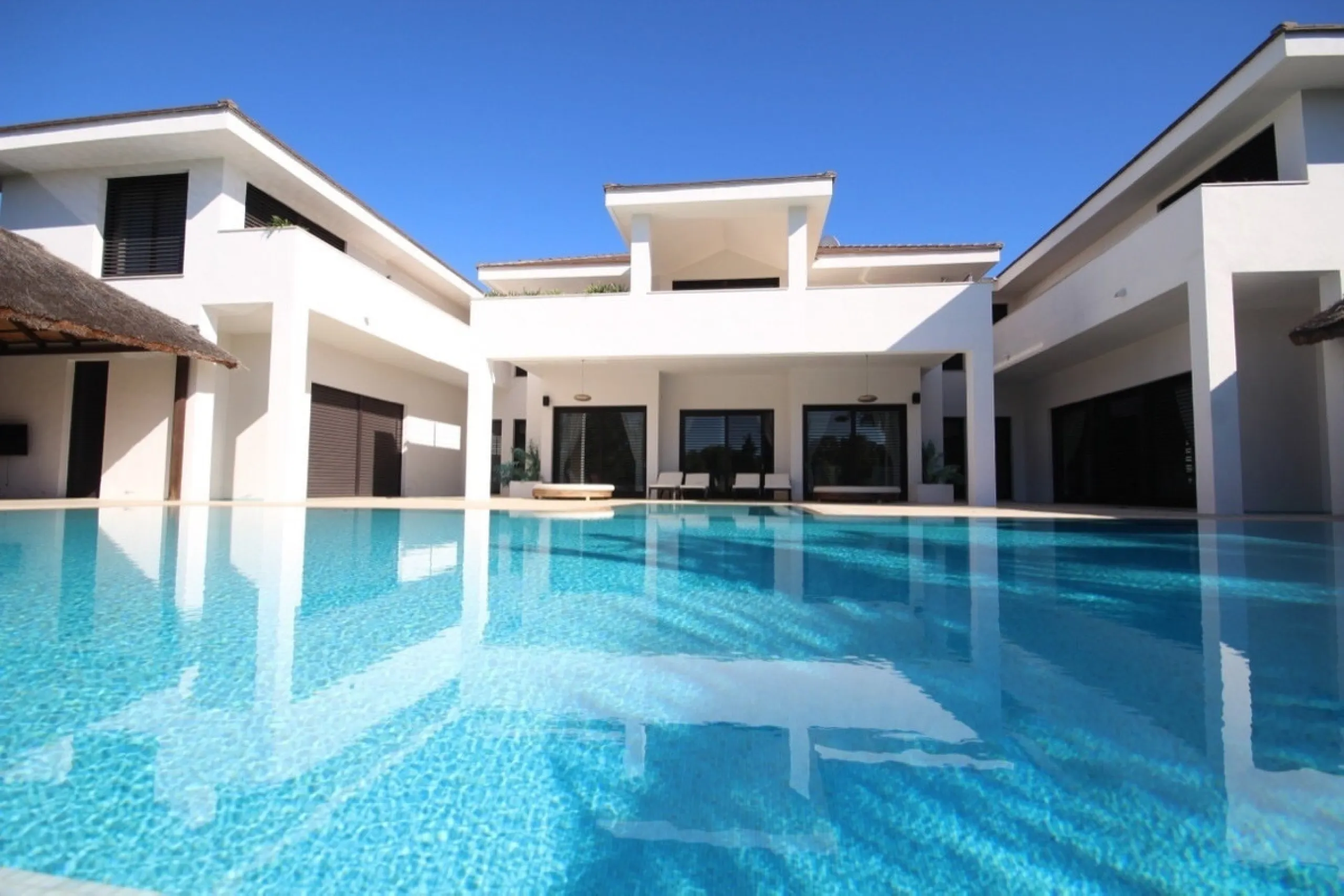 BREATHTAKING VILLA FOR SALE IN GUADALMINA BAJA