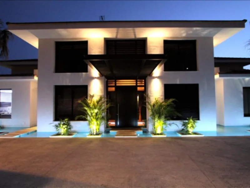 BREATHTAKING VILLA FOR SALE IN GUADALMINA BAJA