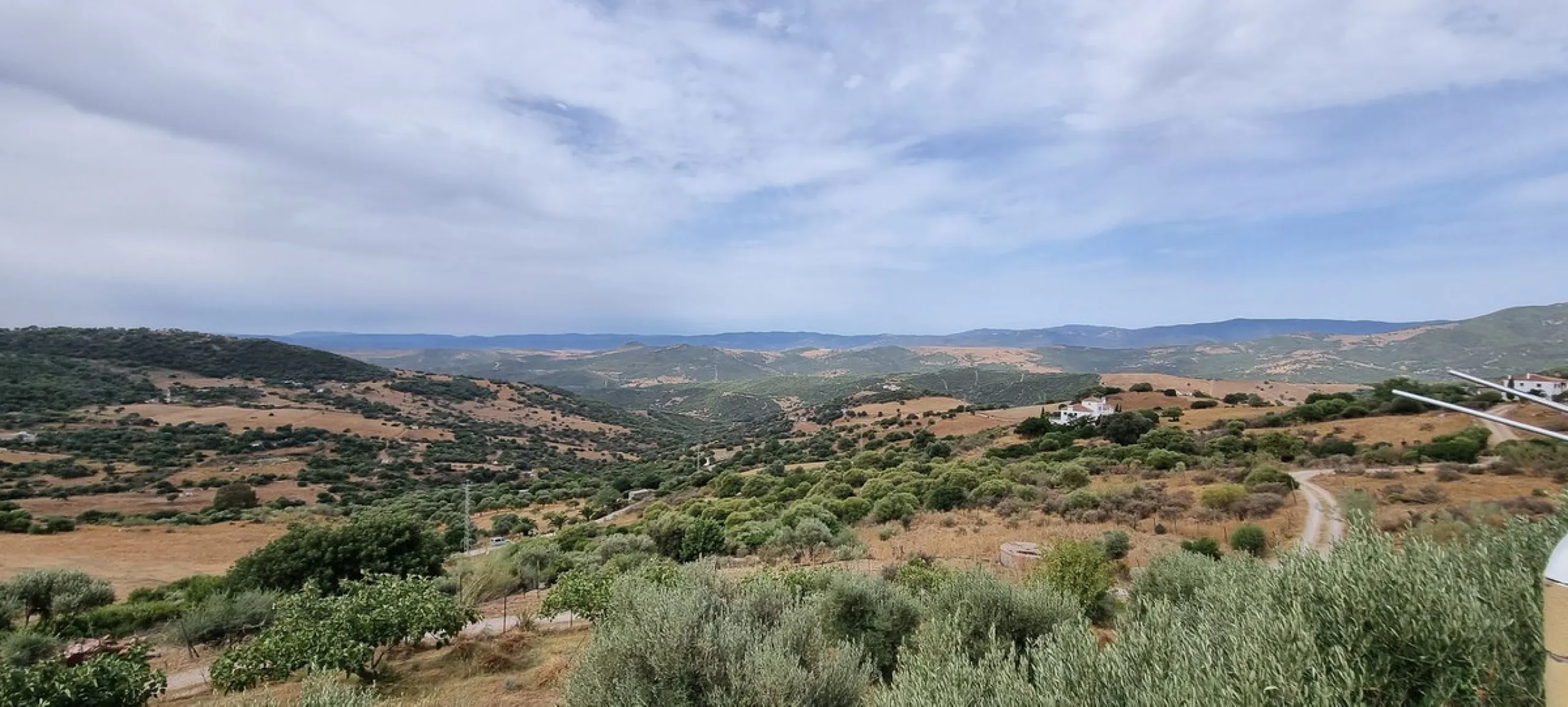 Great finca with three bedrooms, two bathrooms, lots of land and private pool. Just on the entrance of Casares village, no difficult roads, easy access, great quiet location and it has the most spectacular views that you will be able to find. There are 3 