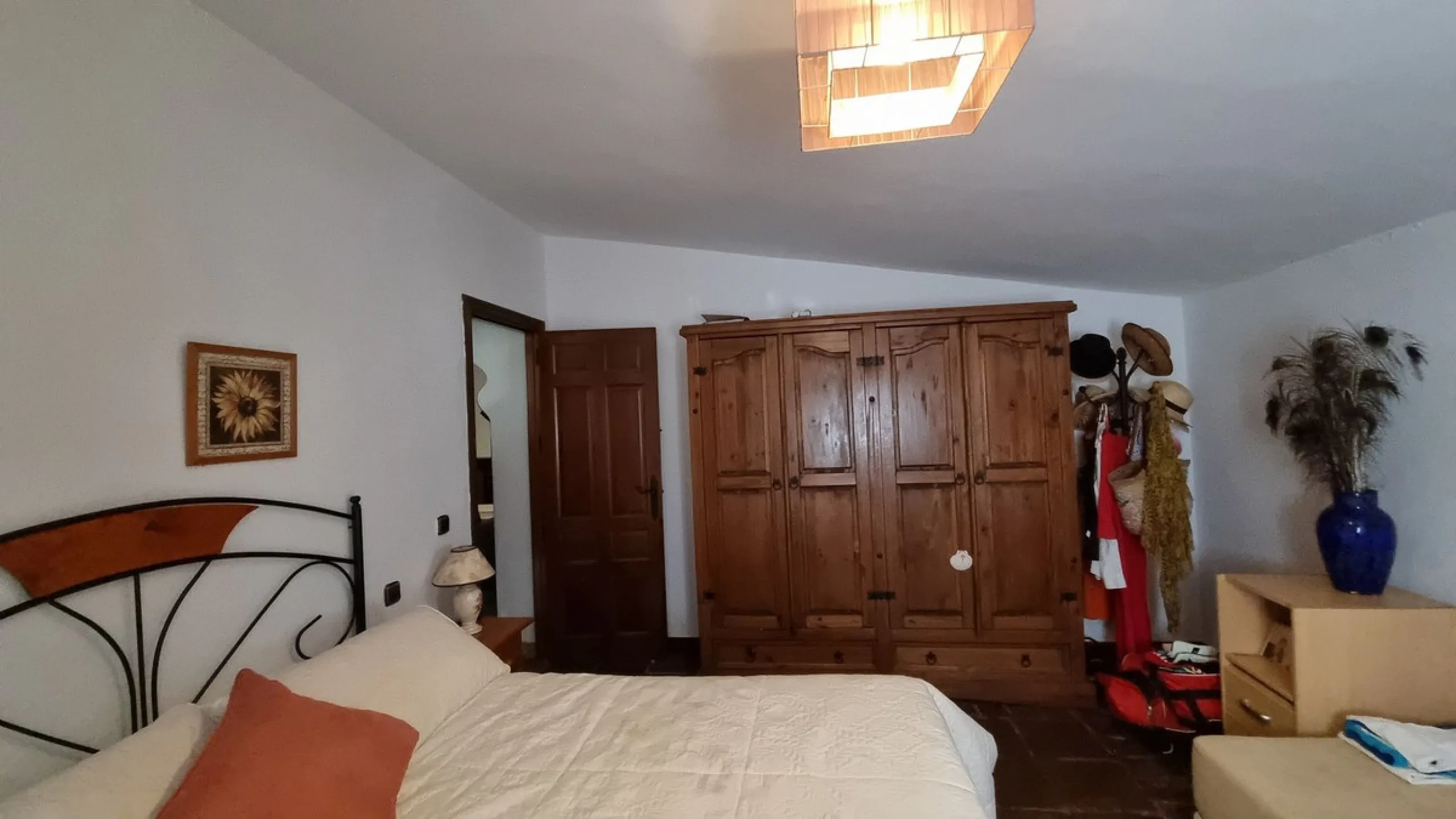Great finca with three bedrooms, two bathrooms, lots of land and private pool. Just on the entrance of Casares village, no difficult roads, easy access, great quiet location and it has the most spectacular views that you will be able to find. There are 3 