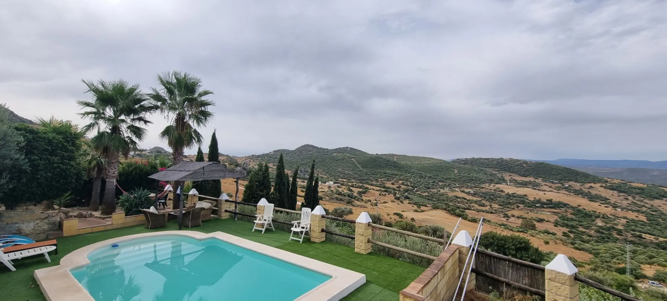 Great finca with three bedrooms, two bathrooms, lots of land and private pool. Just on the entrance of Casares village, no difficult roads, easy access, great quiet location and it has the most spectacular views that you will be able to find. There are 3 