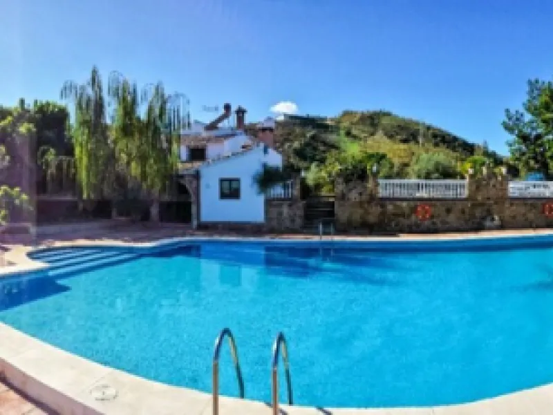 Beautiful Finca with separate guest accomodation, stable, riding school and production of olive trees, avocados, and several fruit trees.
