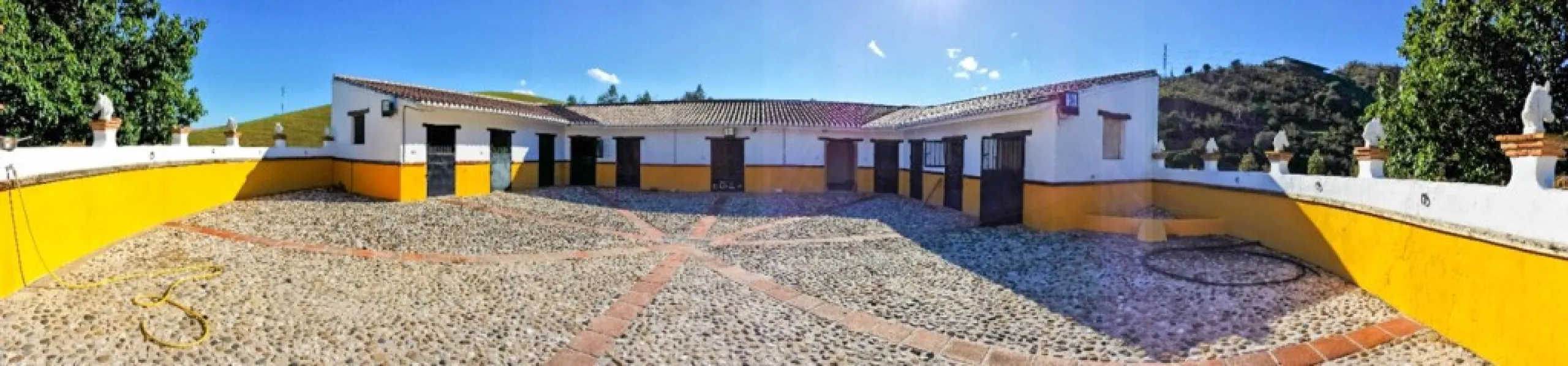 Beautiful Finca with separate guest accomodation, stable, riding school and production of olive trees, avocados, and several fruit trees.