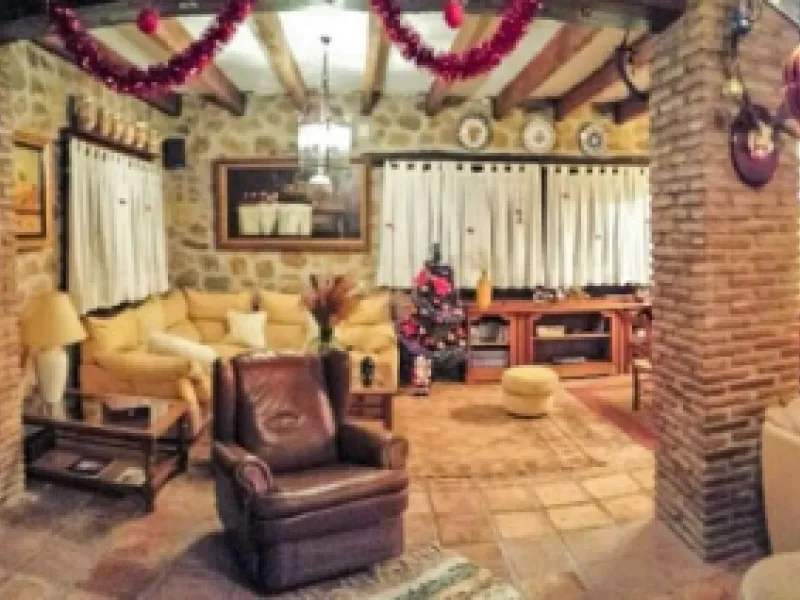 Beautiful Finca with separate guest accomodation, stable, riding school and production of olive trees, avocados, and several fruit trees.