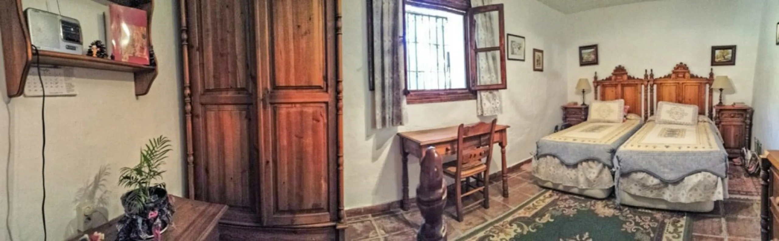Beautiful Finca with separate guest accomodation, stable, riding school and production of olive trees, avocados, and several fruit trees.