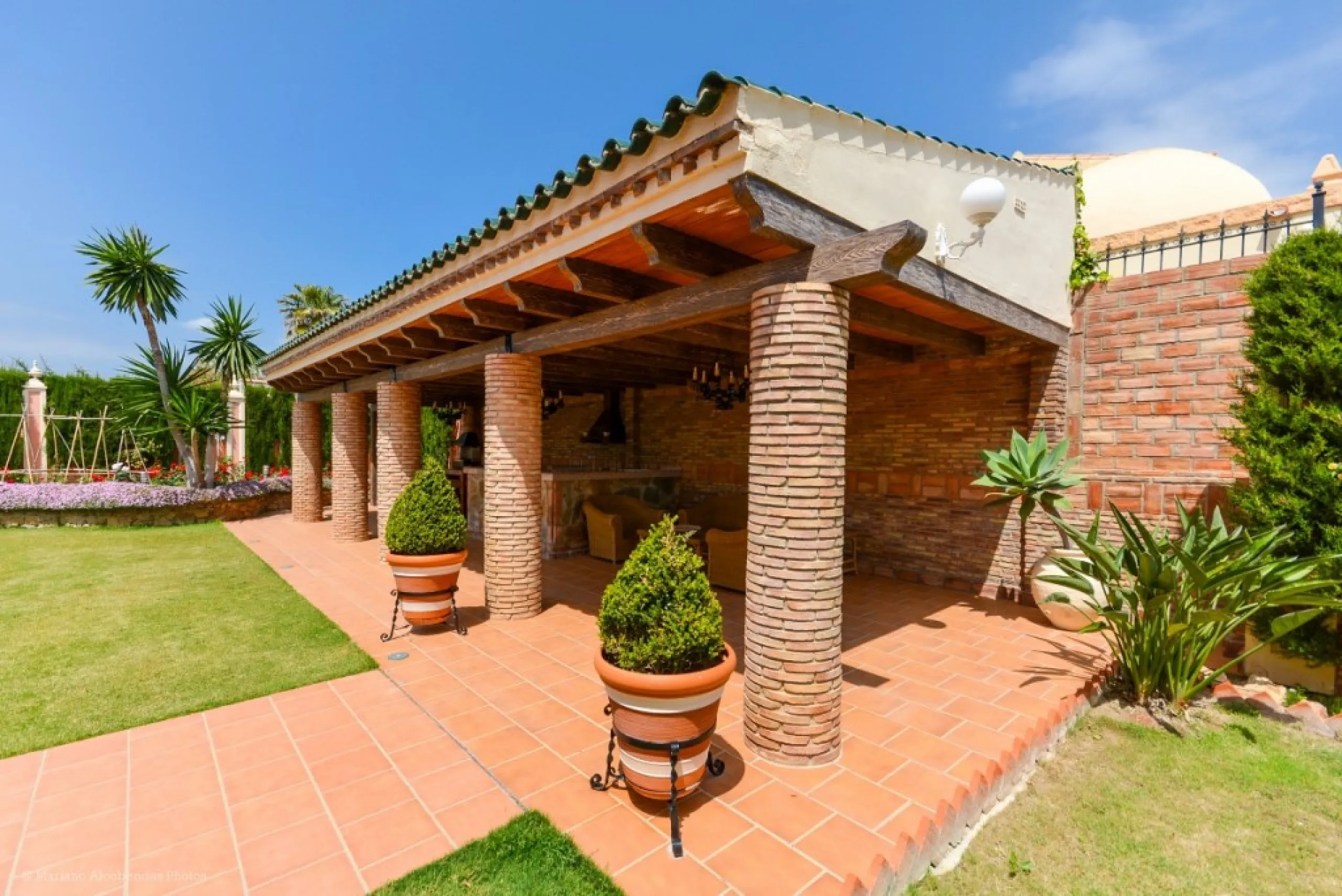Wonderful luxury villa in Torrequebrada with beautiful views.